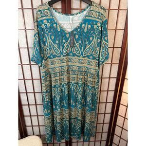 DB Moon 4XL flowy, floral dress with blues and greens